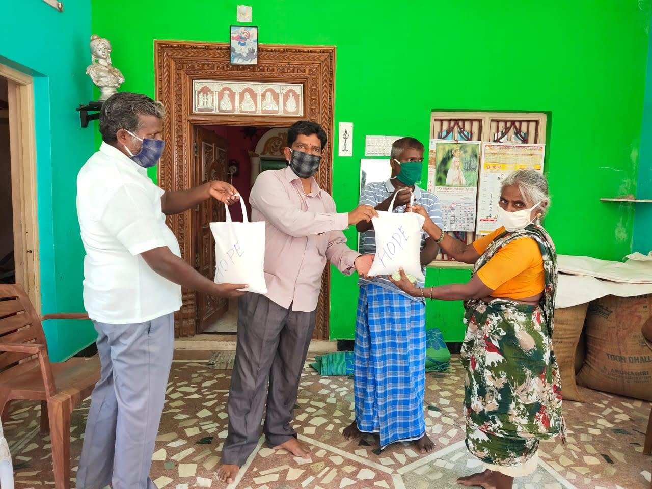 Hope Trust community relief distribution in Tiruvannamalai, photograph 8