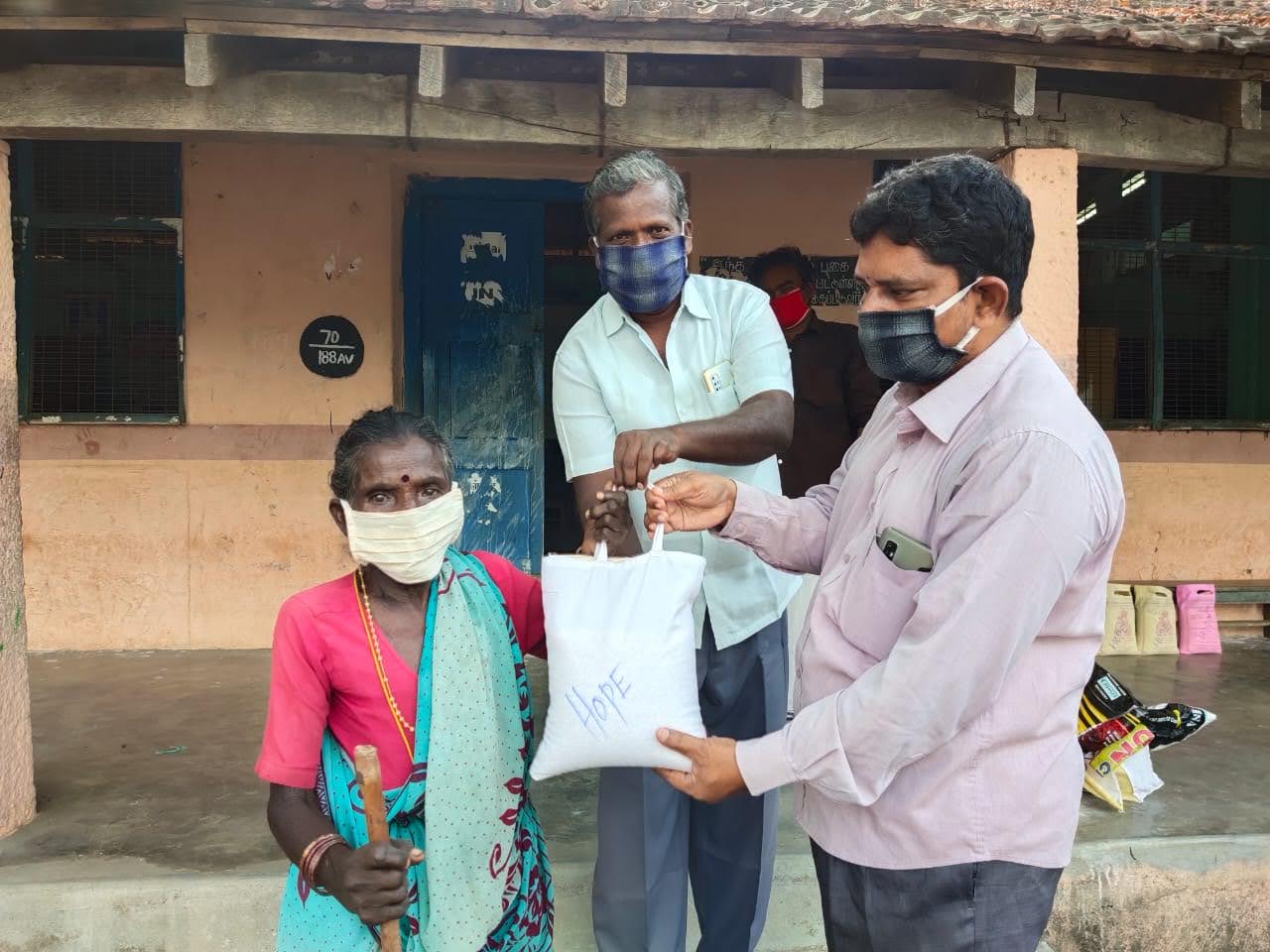Hope Trust community relief distribution in Tiruvannamalai, photograph 11