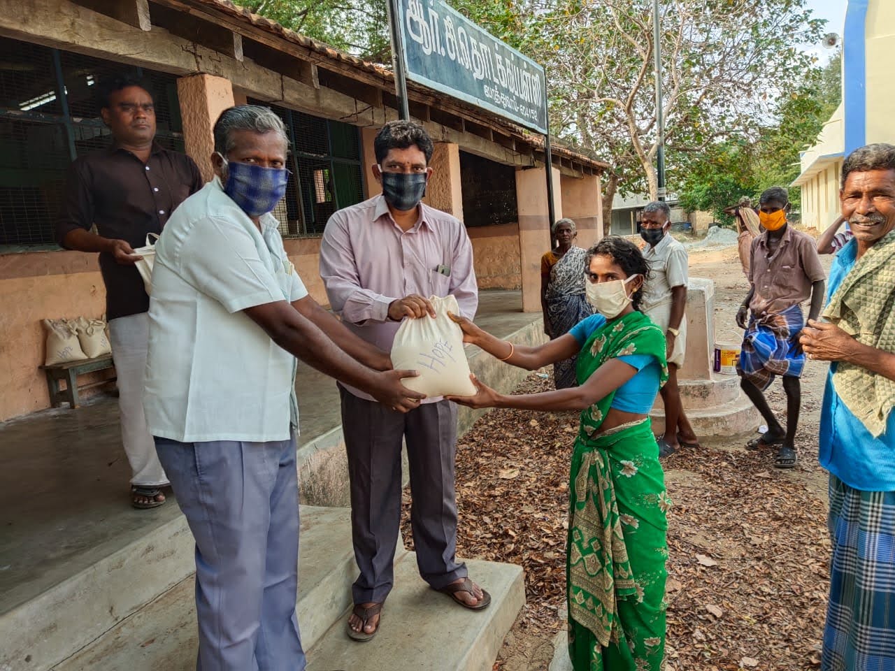 Hope Trust community relief distribution in Tiruvannamalai, photograph 15