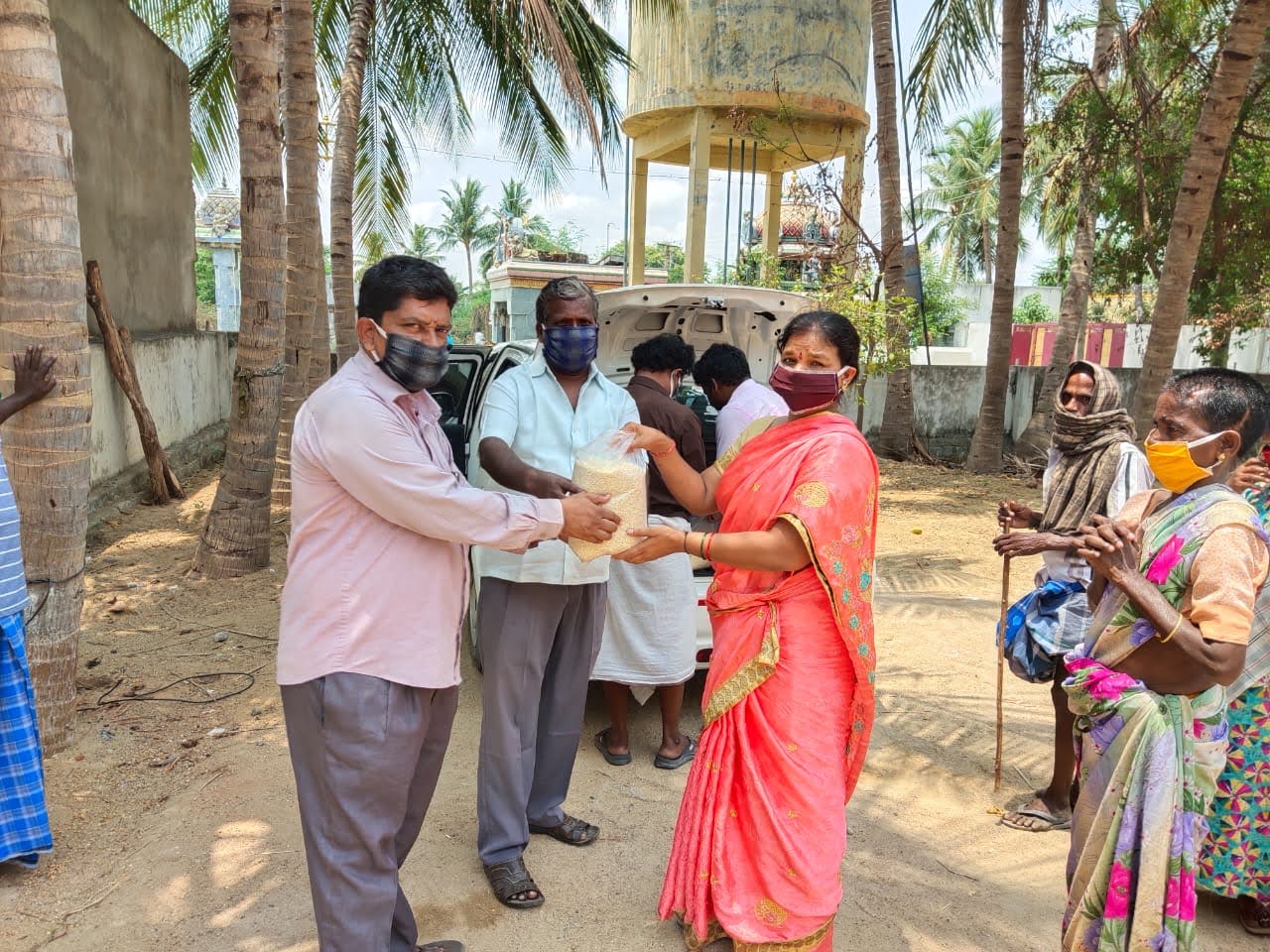 Hope Trust community relief distribution in Tiruvannamalai, photograph 35