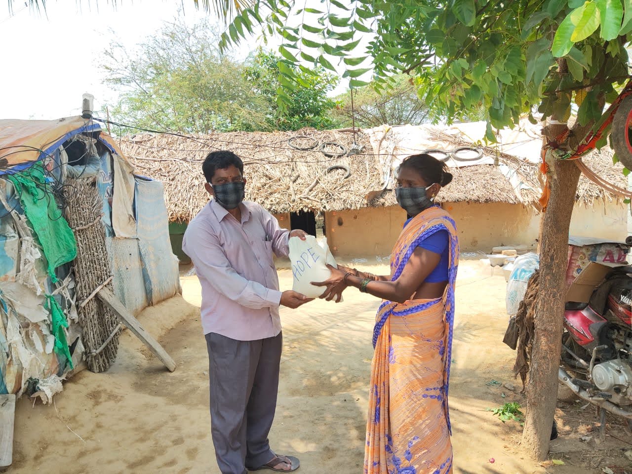 Hope Trust community relief distribution in Tiruvannamalai, photograph 67